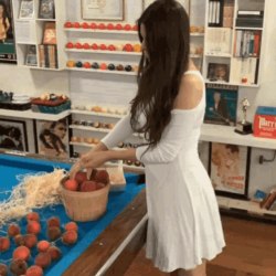 GIFs with beautiful girls (55 pieces) 21