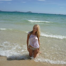 Topless girls on the beach (56 photos) (18+) 26