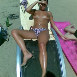 Topless girls on the beach (56 photos) (18+) 20