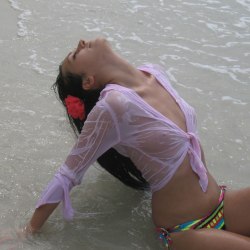 Topless girls on the beach (56 photos) (18+) 42