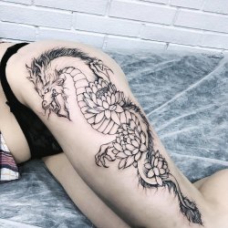 Girls with a dragon tattoo (32 pieces) 9