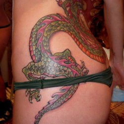 Девушки с татуировкой дракона (32шт) 25