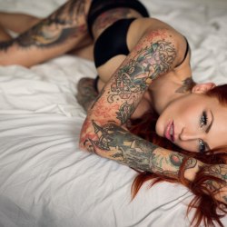 Beautiful girls with tattoos (20 photos) 14